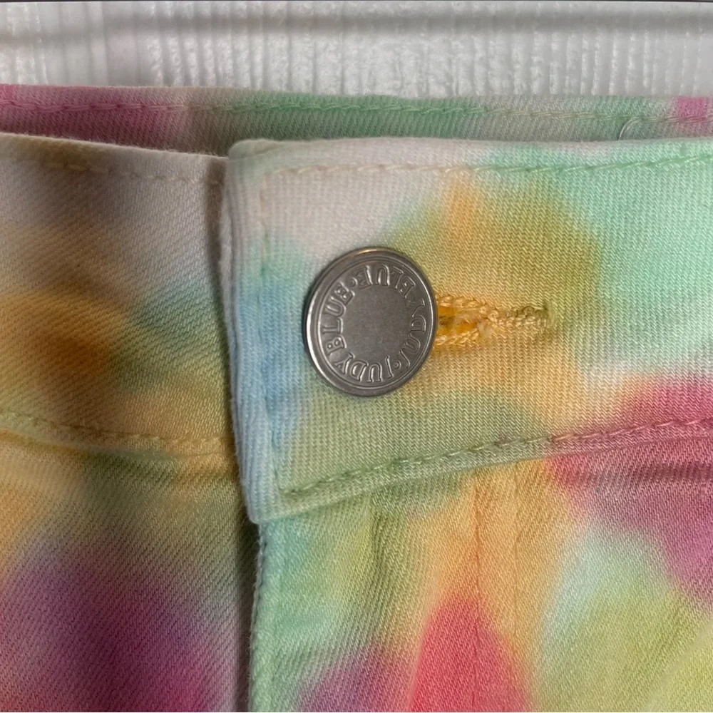 Judy Blue Mid Rise Tie Dye Cut Off Shorts Hippie Stretch Boho Y2K in Rainbow M - Picture 7 of 12